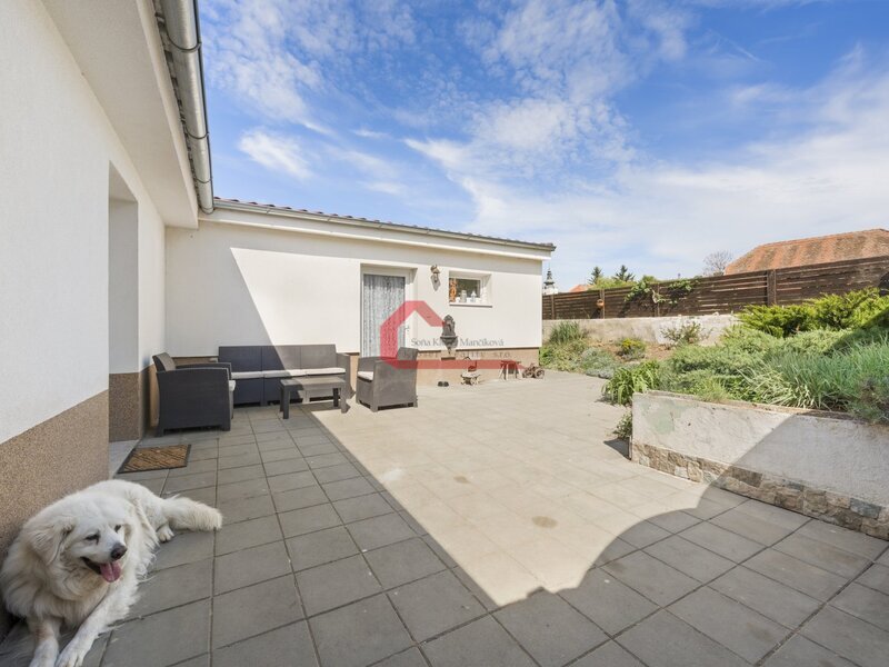 Prodej, RD /2 x apartmán 2+kk,  Přítluky, 2 terasy, zahrada, Novomlýnská přehrada, Pálava, CP:466m2